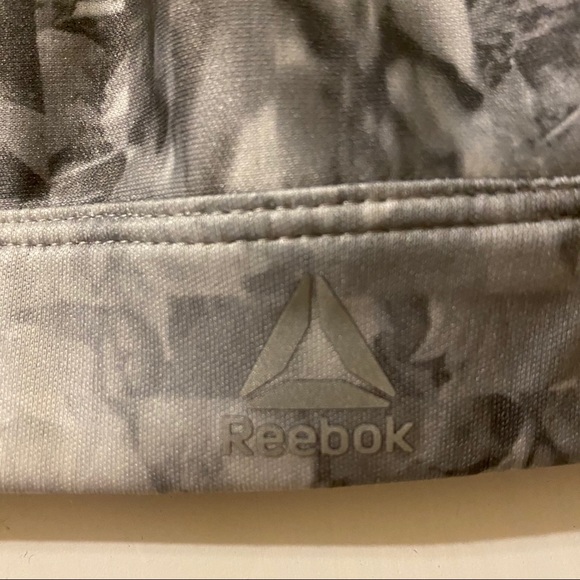 Reebok Grey Printed Sports Bra - Picture 4 of 4